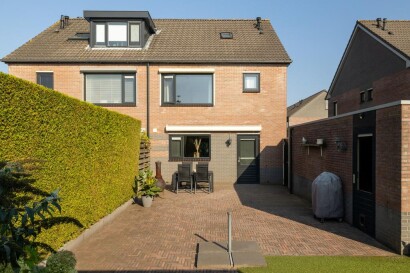 248357660.jpg