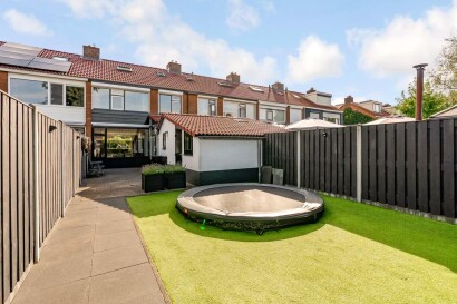 243686132.jpg